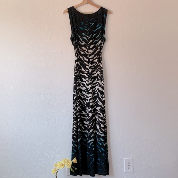 🔥Studio One Animal Print Maxi Dress Medium - Picture 5 of 11